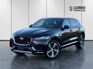 2017 Jaguar F Pace