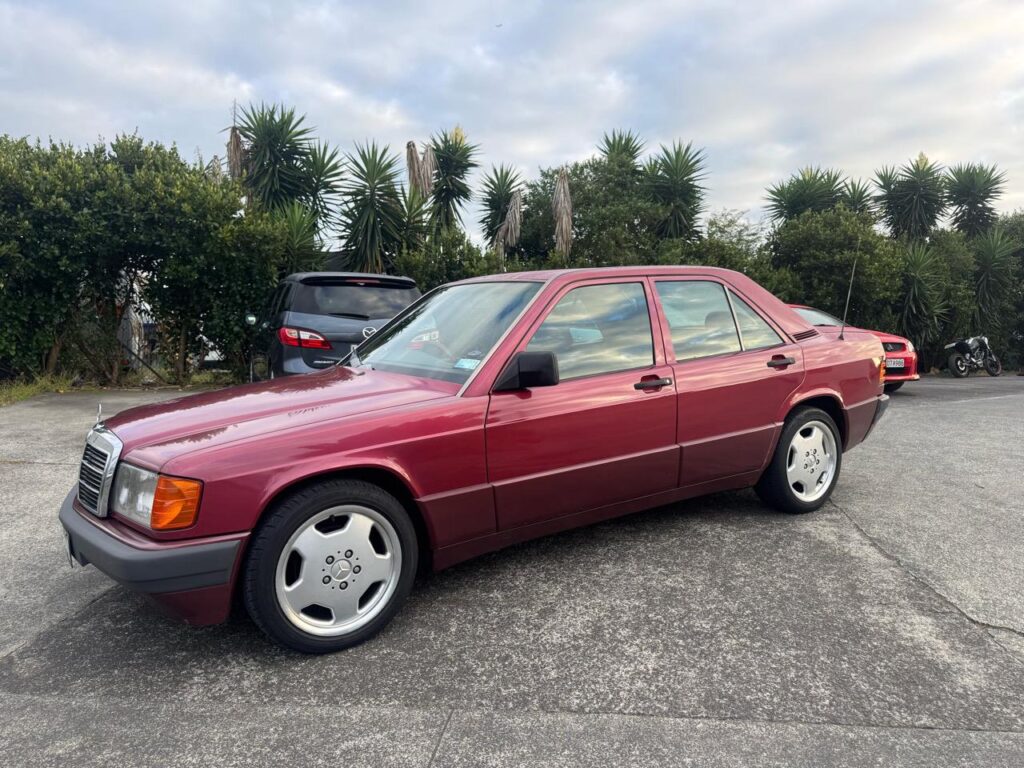 1990 Mercedes-Benz 190E