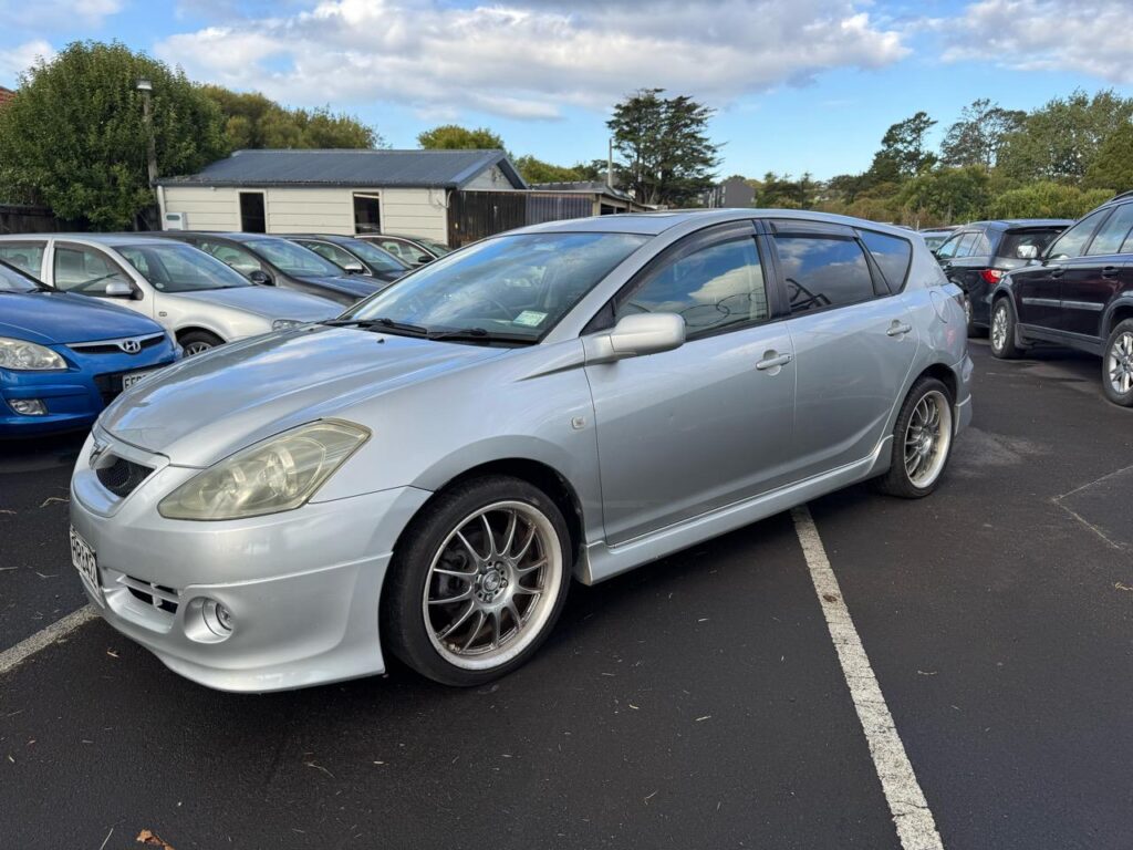 2005 Toyota Caldina